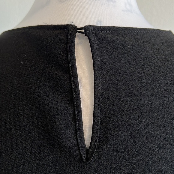 ZARA | BLACK LONG SLEEVE MINI DRESS WITH GOLD EMBELLISHED EMBROIDERY - Picture 6 of 10